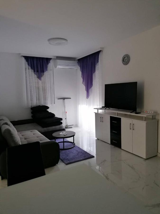 Vila Slavica Vir Exterior foto